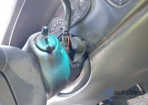 2001 Chevrolet Silverado 1500 из США, поврежденный, VIN 1GCEC19V41Z165192